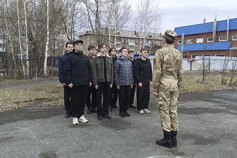 В&nbsp;Красноуральске состоялись ежегодные военные сборы для&nbsp;школьников