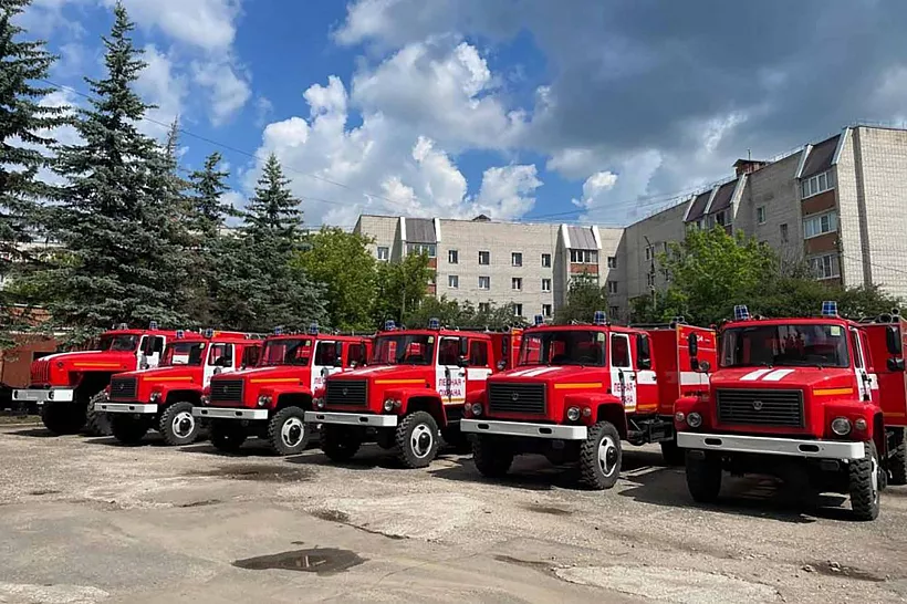 Подразделения Владимирского лесхоза получили шесть автоцистерн