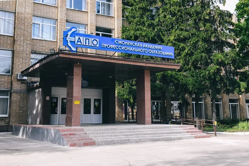 Общежитие Смоленской академии градостроительства обновят досрочно