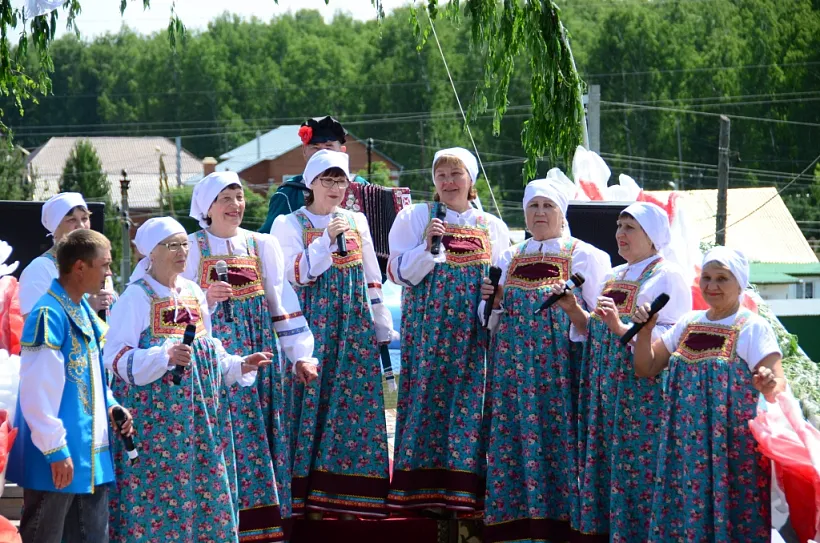 В&nbsp;селе Упорово Тюменской области прошел фестиваль к&nbsp;празднику Святой Троицы