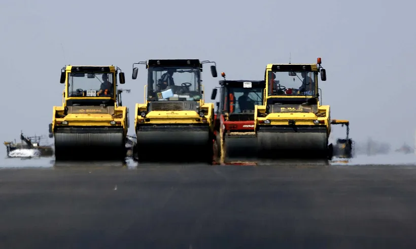 В&nbsp;Санкт-Петербурге стартовал ремонт участка дороги на&nbsp;Парашютной улице