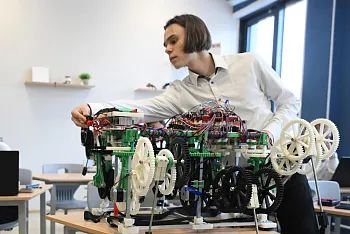 Идея на&nbsp;миллион: как&nbsp;принять участие в&nbsp;конкурсе &laquo;Росмолодежь.Гранты&raquo;