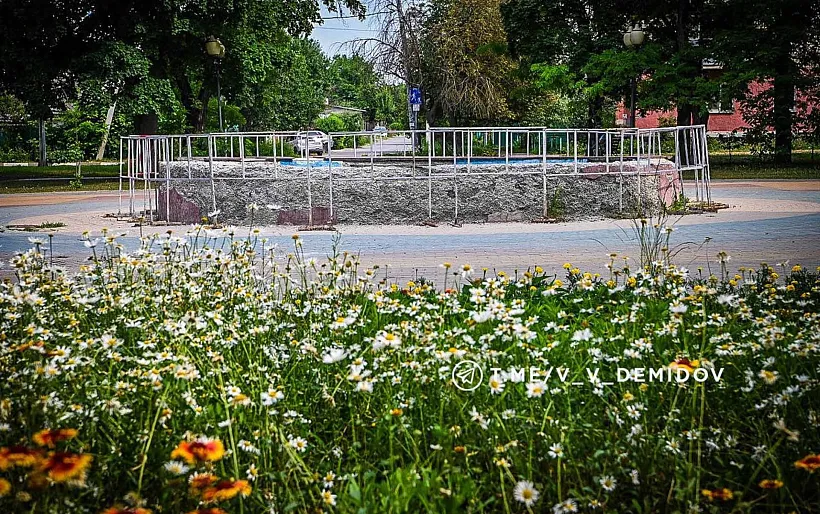 В&nbsp;Белгороде заменят чашу фонтана у&nbsp;Дома офицеров