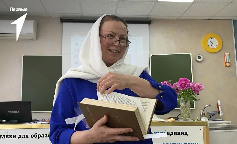 Астраханских школьников научили восстанавливать книги