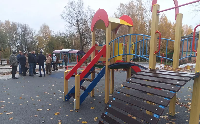 В&nbsp;орловском поселке Шиловском благоустроили общественную территорию