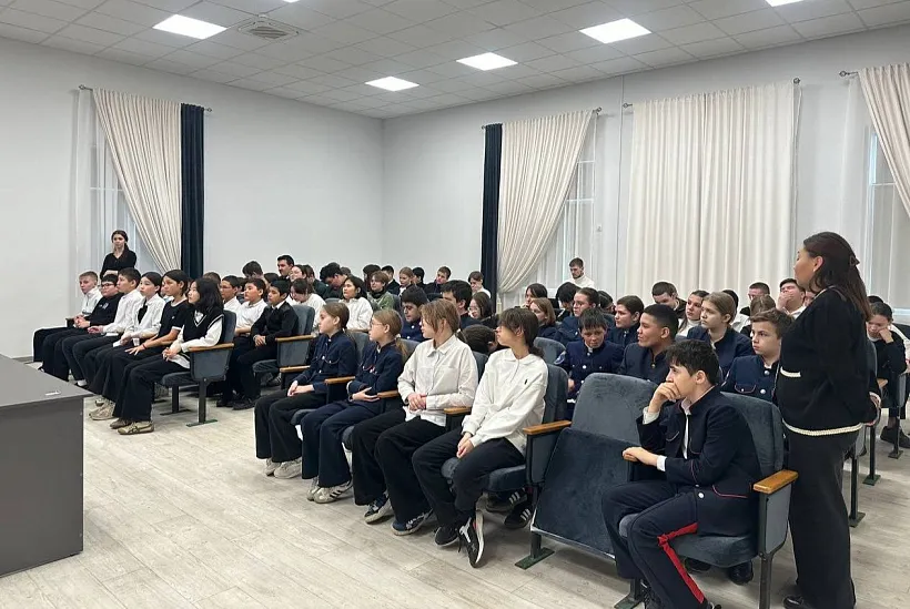 Школьники из&nbsp;Элисты изучили основы безопасности в&nbsp;интернете