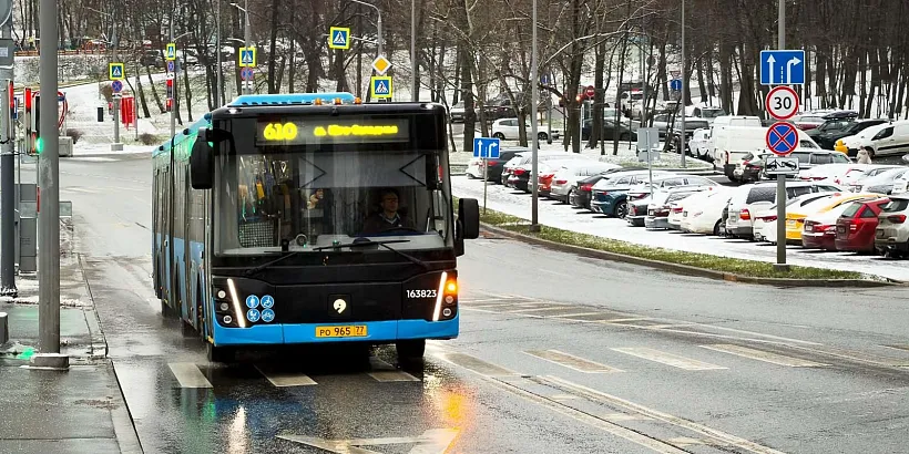 В&nbsp;9&nbsp;районах Москвы сделали новые выделенные полосы для&nbsp;автобусов