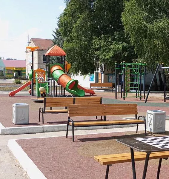 В&nbsp;саратовском селе Балтай появилась новая игровая зона для&nbsp;детей