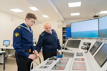 От&nbsp;тренажера до&nbsp;первого рейса: как&nbsp;готовят кадры для&nbsp;транспортной отрасли