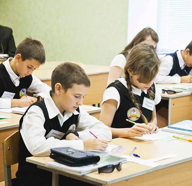 Около 30&nbsp;школ в&nbsp;Волгоградской области получили знаки качества Рособрнадзора