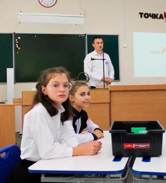 В&nbsp;школе города Лодейное Поле Ленобласти открыли центр &laquo;Точка роста&raquo;