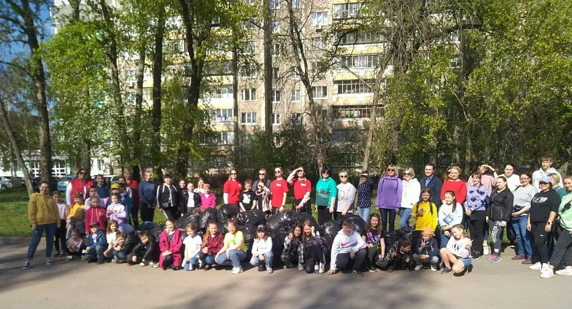 В&nbsp;Липецке на&nbsp;общегородском субботнике собрали 70&nbsp;мешков мусора