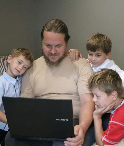 Более 62&nbsp;тысяч семей Новосибирской области получили региональные выплаты