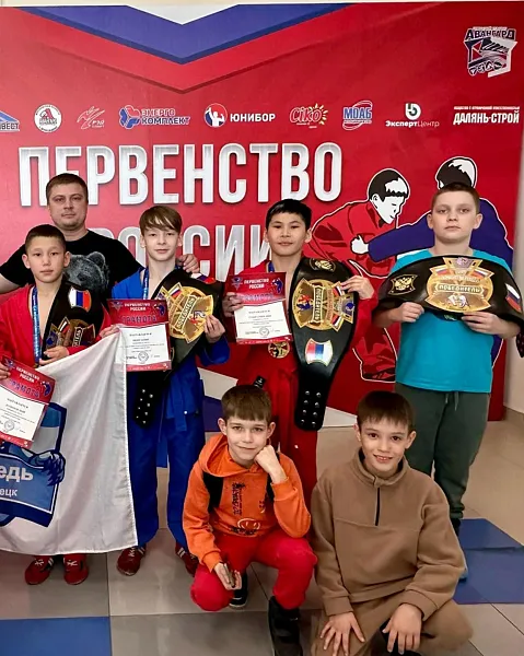 Спортсмены из&nbsp;Оренбуржья победили на&nbsp;турнире по&nbsp;универсальному бою