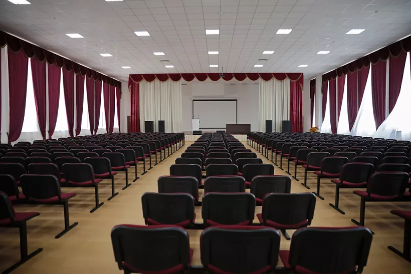 В&nbsp;Новокуйбышевске под&nbsp;Самарой отремонтировали корпус школы № 3