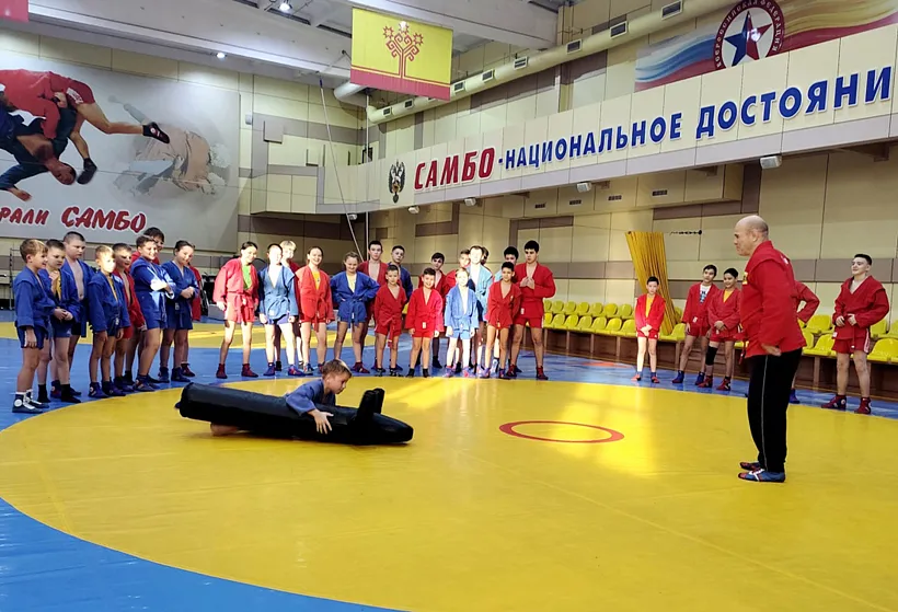В&nbsp;чебоксарской школе самбо закупили новое спортивное оборудование