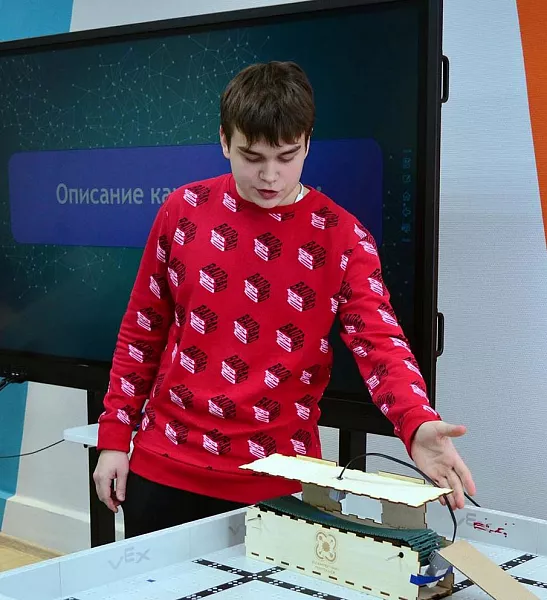 Как&nbsp;Александр Кувалдин в&nbsp;свои 16&nbsp;лет создает полезные IT-проекты