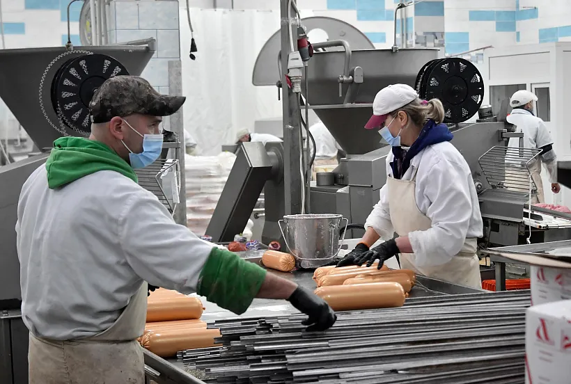 Саратовский мясокомбинат увеличил выработку продукции на&nbsp;40&nbsp;тонн в&nbsp;сутки