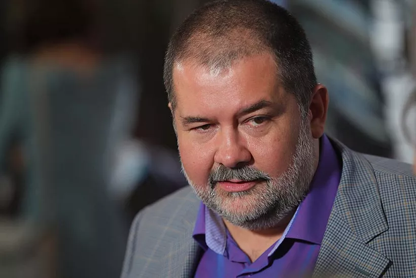 Писатель-фантаст Сергей Лукьяненко ответит на&nbsp;вопросы детей в&nbsp;эфире открытого урока