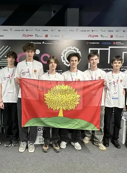 Школьники из&nbsp;Липецка вошли в&nbsp;число лидеров финала олимпиады по&nbsp;информатике