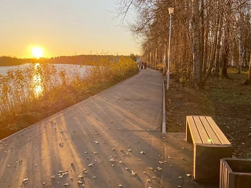 В&nbsp;кировском поселке Мурыгино обновили парк имени Ильинского