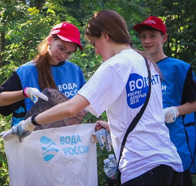 В&nbsp;деревне Таблово в&nbsp;Подмосковье очистили берег водохранилища